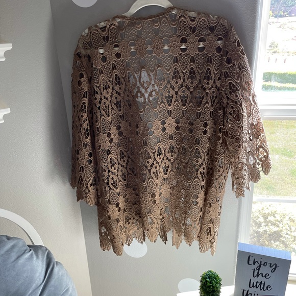 Chico’s lace top - Picture 2 of 3